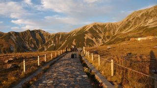 事前に時間を調べておけば、無理なく移動できます。