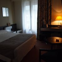 室内狭いけど清潔。