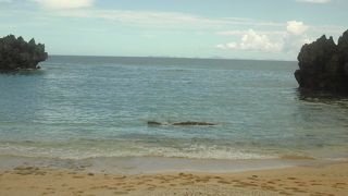 海が綺麗と評判の島