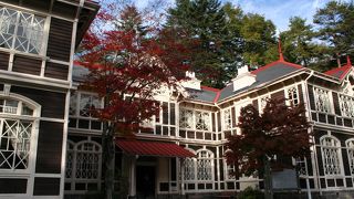 森の中のお屋敷