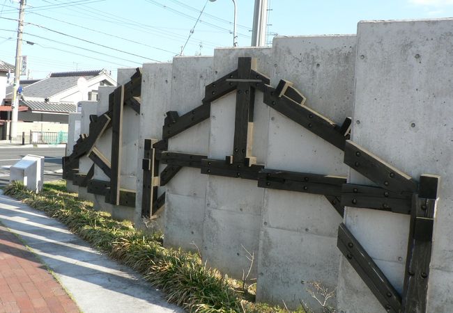 大阪陸軍造兵廠 枚方製造所跡のモニュメント