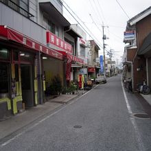 岡哲商店のコロッケ