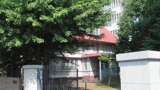 学園にたつ資料館