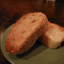 なんと甘いパンです！（ライスあります）