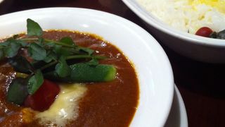 神保町はカレーの街とは、知らなかった。