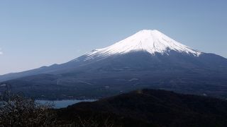 お手軽登山で、きれいな富士山の眺望。