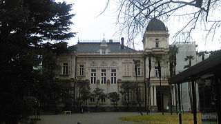 三菱財閥岩崎家の庭園