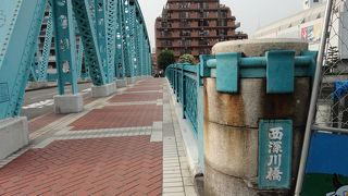 巨大なオブジェがありました