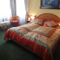 上から二番目のデラックスルームです。