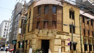 装飾が美しいビル