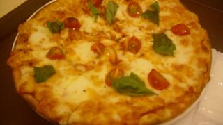 ピザを食べました。