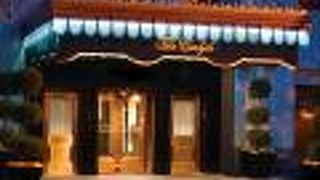 『 クロムハーツ 正規店 ニューヨーク店 』 18K 本物 限定 WG SHIELD NYCチャーム シールド ニューヨーク イカリ トリンケッツ ハート/ 22K クロム ハーツ (ニューヨーク店) クチコミ・アクセス・営業時間