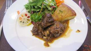 一夜城 ヨロイヅカ・ファーム