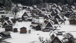 雪の白川郷
