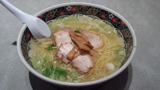 透き通った綺麗なスープ