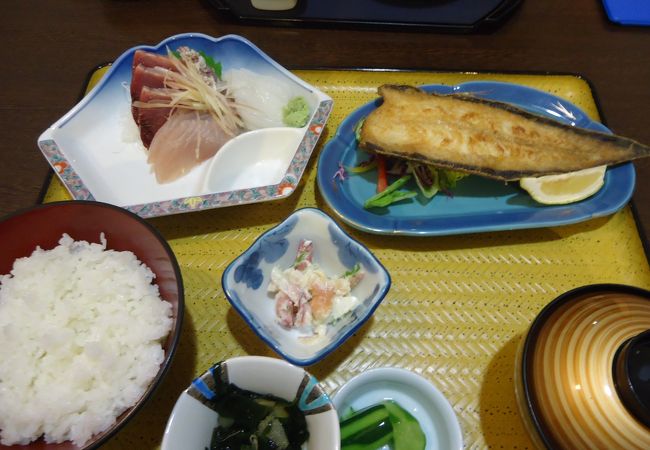 本日の日替わり定食がおすすめ！