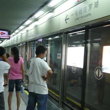 駅や車両もきれい