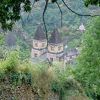 私的には、「フランスの美しい村」No.１の村にある、ロマネスク教会です。