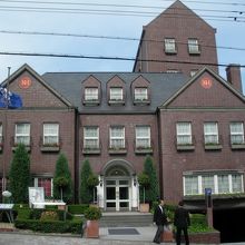 途中ホテルなども。