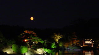 名月観賞会 (岡山後楽園)