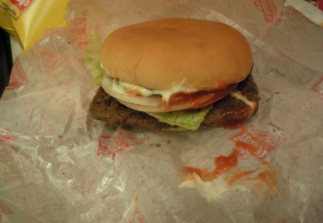 おいしいハンバ−ガ−です