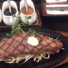 サーロインステーキ