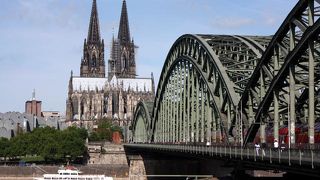 ドイツで大聖堂といえばケルンでしょう