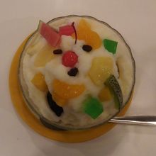 上から見ると真ん中が白熊の顔に見るのです。