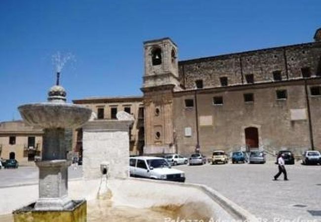 あの映画の舞台Giancaldoジャンカルド村のロケ地として有名になったシチリアの小さな村