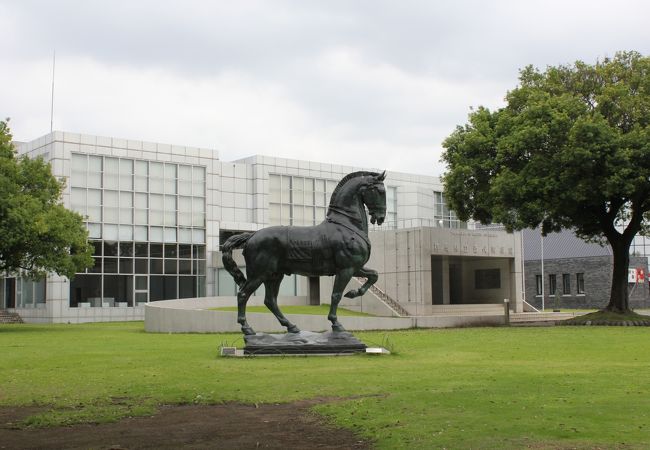 群馬県立近代美術館