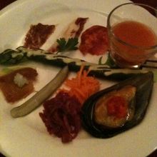 前菜盛り合わせ