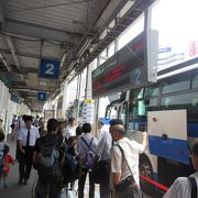 東京駅を発着するJRバスの乗り場です
