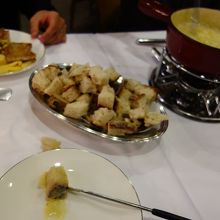 スイスで食べたチーズ・フォンデュ！