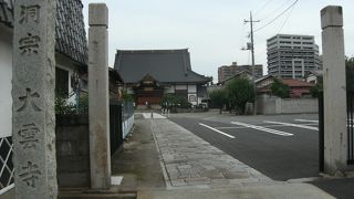 屏風絵が貴重らしい・・風格あるお寺