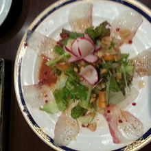 鯛のカルパッチョ。鯛が美味しい！