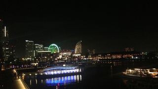 夜景がキレイ。
