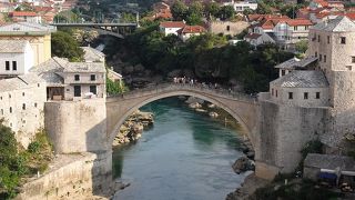 修復された平和のシンボル