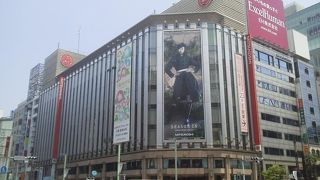 銀座と言ったら日本を代表する百貨店がここでしょう・・「銀座三越」