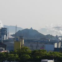 川之江城を遠望できます