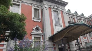 赤煉瓦の美しい凛とした大正浪漫建造物