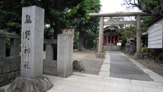 青山から少しはいったところにある神社です