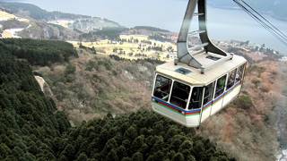 ロープウェイ―に乗り７分で駒ケ岳山頂へ