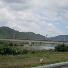 新幹線も見えます