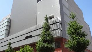 超近代的外観です