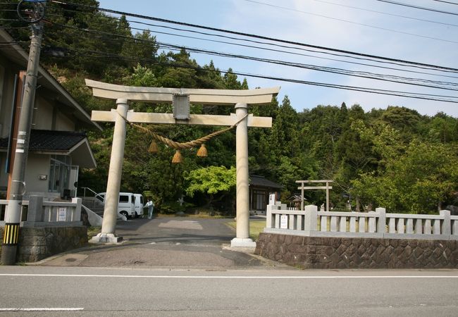 能登穴水の豪族だった加賀藩重臣長家ゆかりの神社