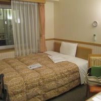 客室は狭いですね〜〜