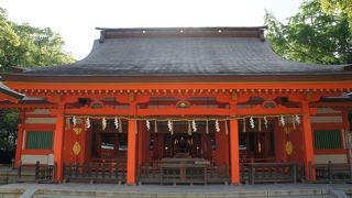 現在の本殿は黒田長政が再建したもの