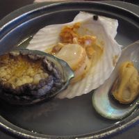 アワビに帆立、ムール貝が美味しかったです。