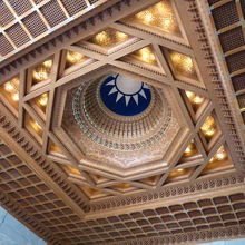 記念堂の天井