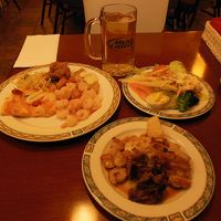 ウィークエンドブッフェ＄35（飲物・サ込）